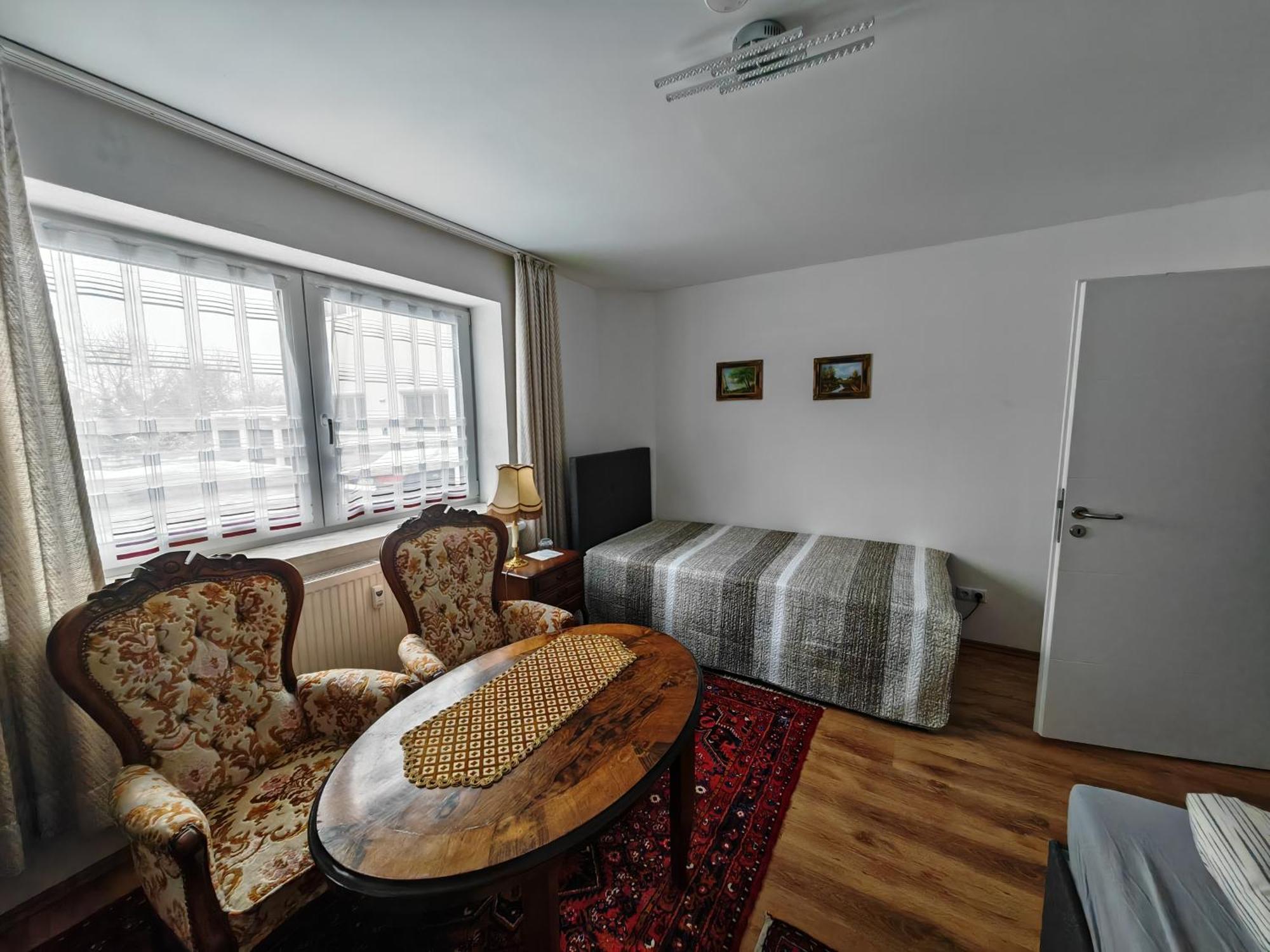 Apartment E1 - Gut Ausgestattete 3-Zimmerwohnung 68 Qm Fuer 1-5 Personen 2Xzz 1Xsc Grafenwohr Exterior photo