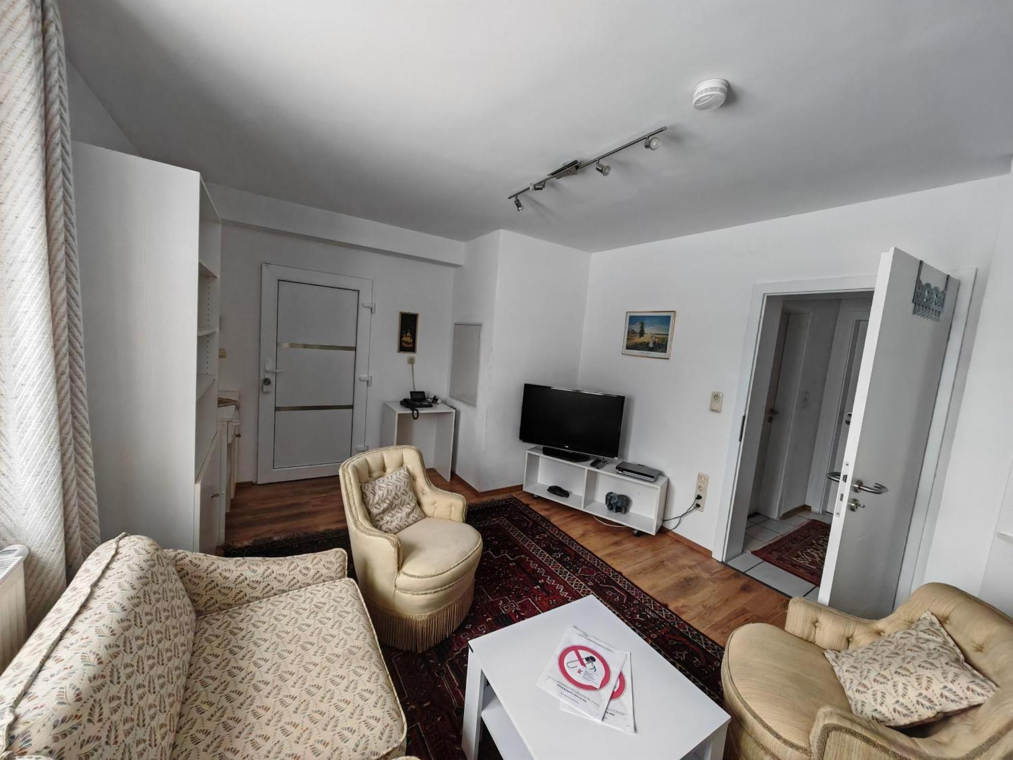 Apartment E1 - Gut Ausgestattete 3-Zimmerwohnung 68 Qm Fuer 1-5 Personen 2Xzz 1Xsc Grafenwohr Exterior photo